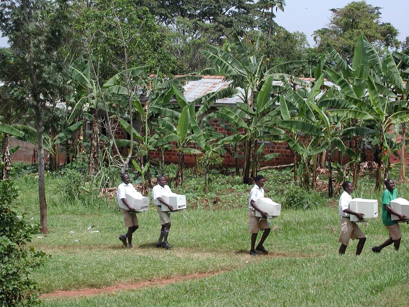 Computere distribueres i Uganda